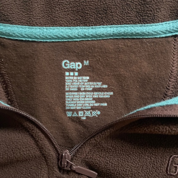 GAP quarter zip - Picture 2 of 2